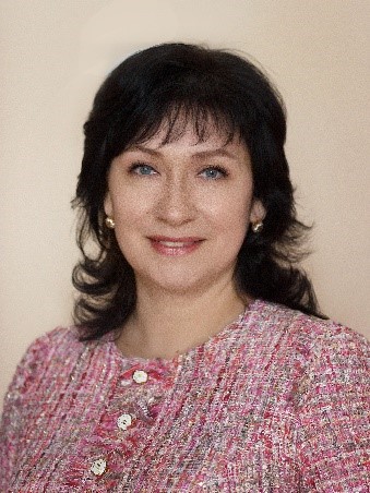 Кучукян Елена Анатольевна.